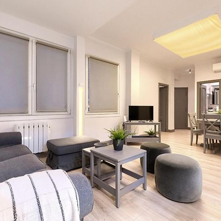 Tristan Vivienda Turistica De Diseno Con Ac Apartment Билбао Екстериор снимка