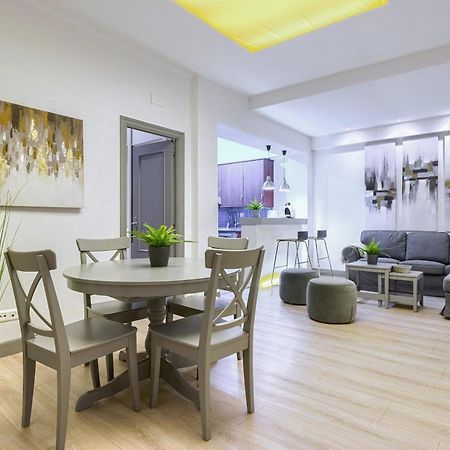 Tristan Vivienda Turistica De Diseno Con Ac Apartment Билбао Екстериор снимка