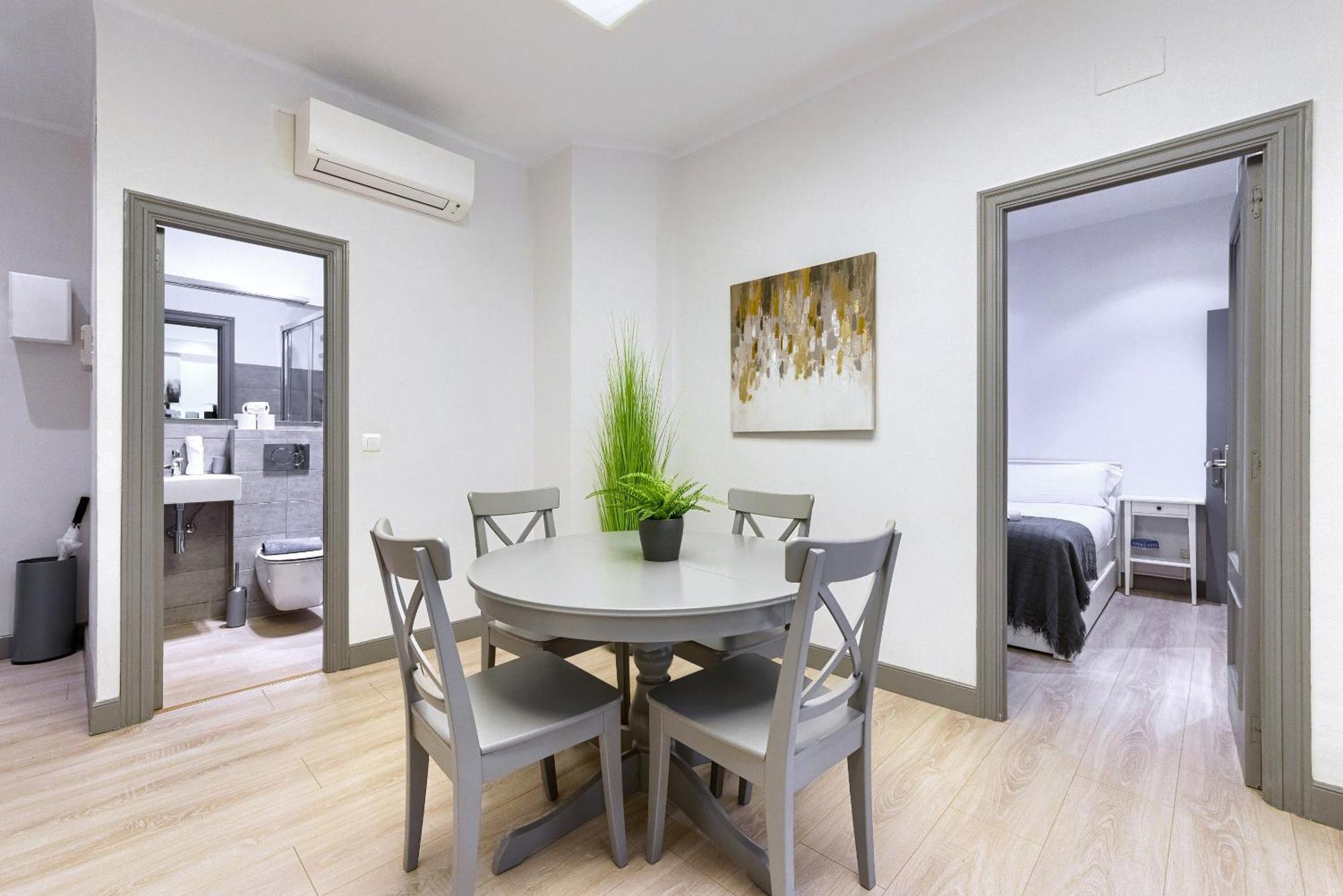 Tristan Vivienda Turistica De Diseno Con Ac Apartment Билбао Екстериор снимка